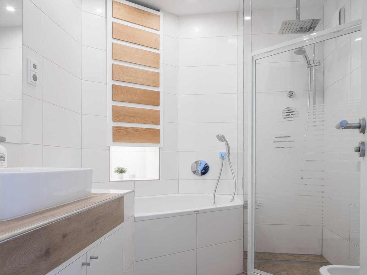 Apartment In Витен Екстериор снимка